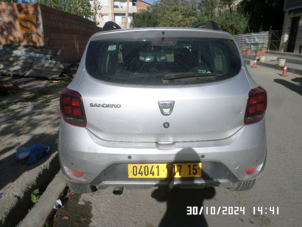 Dacia Sandero 15 TIZI OUZOU