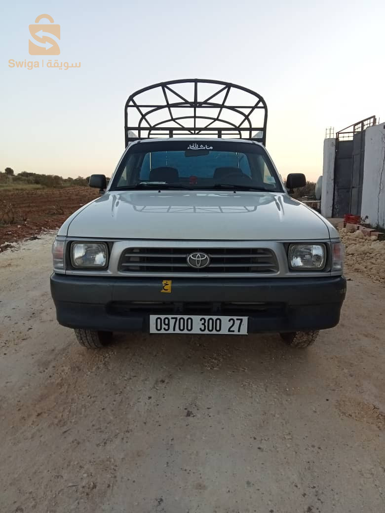 تويوتا Hilux 27 مستغانم