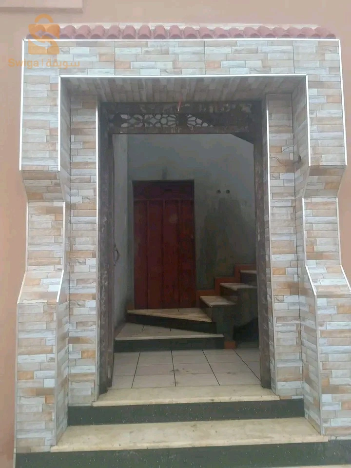 بناء سير اميك