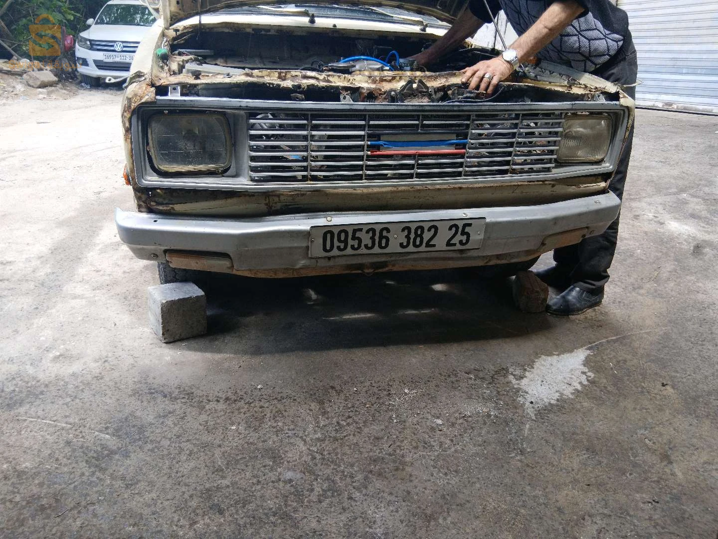 Mazda 1982 25 CONSTANTINE