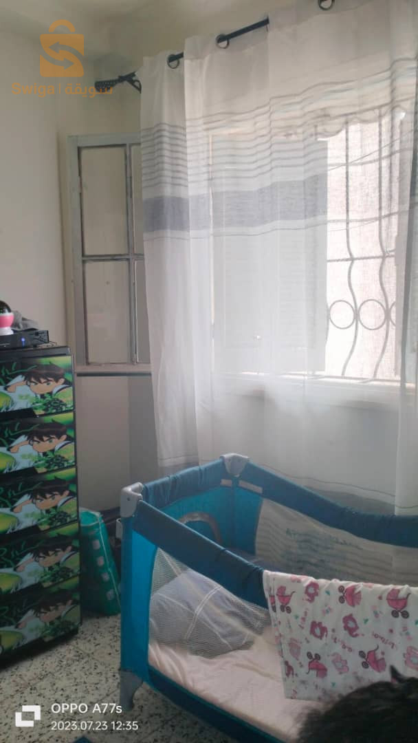 سكن f3 بحي 350 مسكن مستغانم مقابل اقامة الجوهرة الطابق الاول بالعقد و الدفتر العقاري