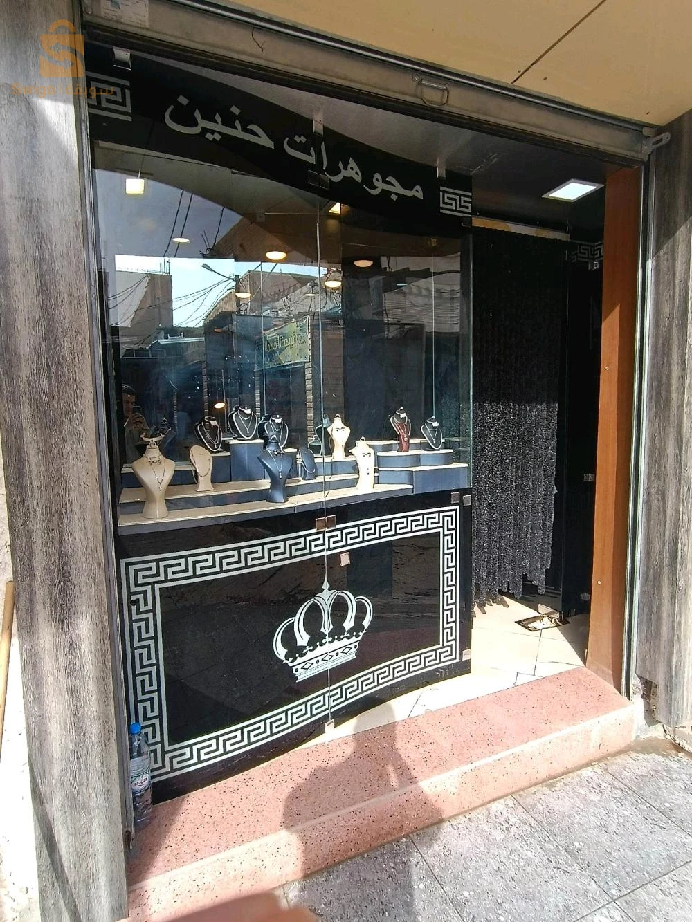 فترينة محوهرات