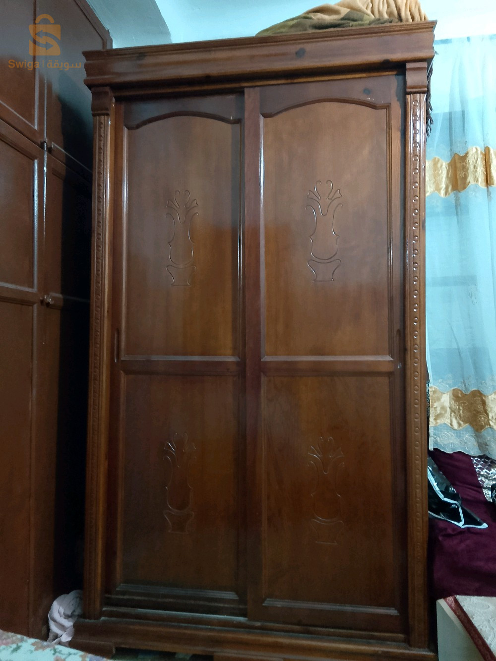 خزانة ملابس