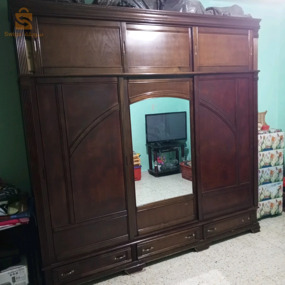 خزانة ذات 6 أبواب