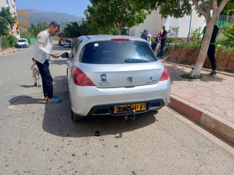 بيجو 2011 42 تيبازة
