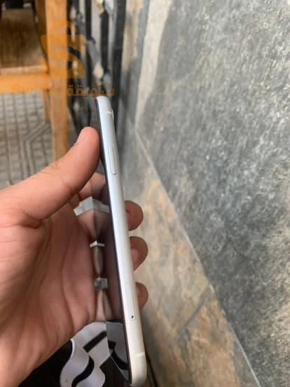 slm kayn iphone xr ndif walo mam3awed fih klch actv
batterie 78
jami la tftah
