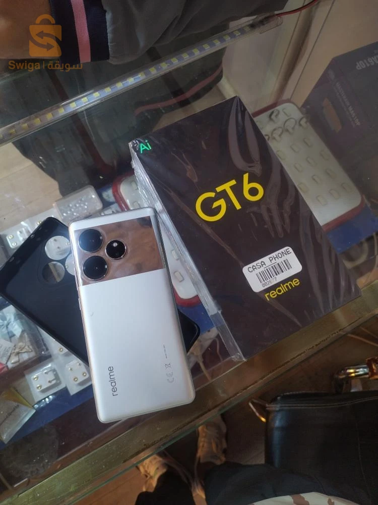 Realme GT6 (global)