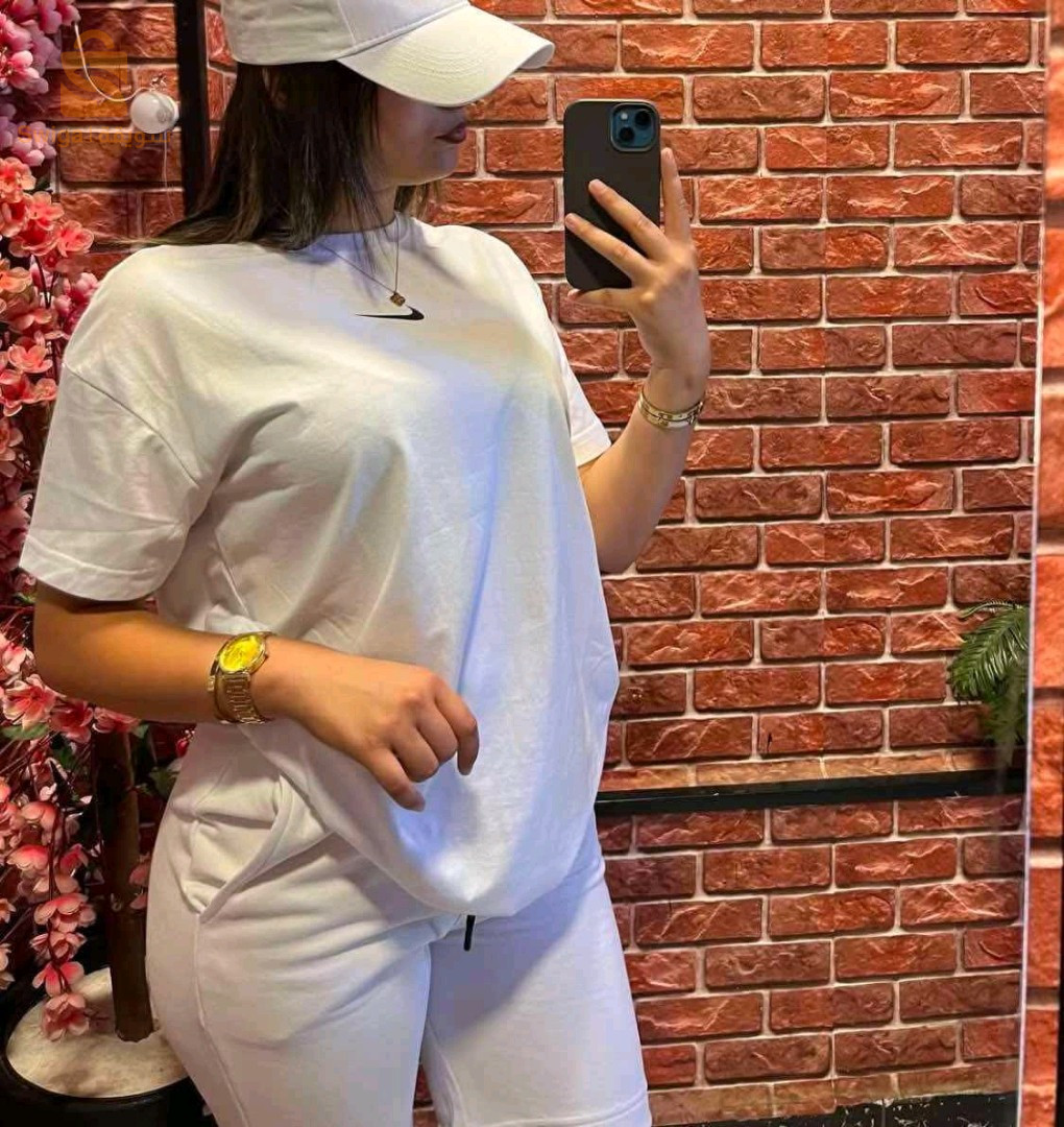 Ensemble short