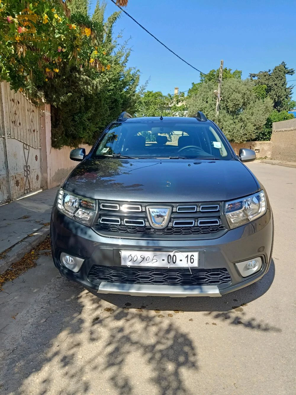 داسيا Sandero 2017 27 مستغانم