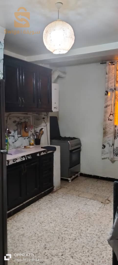 سكن f3 بحي 350 مسكن مستغانم مقابل اقامة الجوهرة الطابق الاول بالعقد و الدفتر العقاري