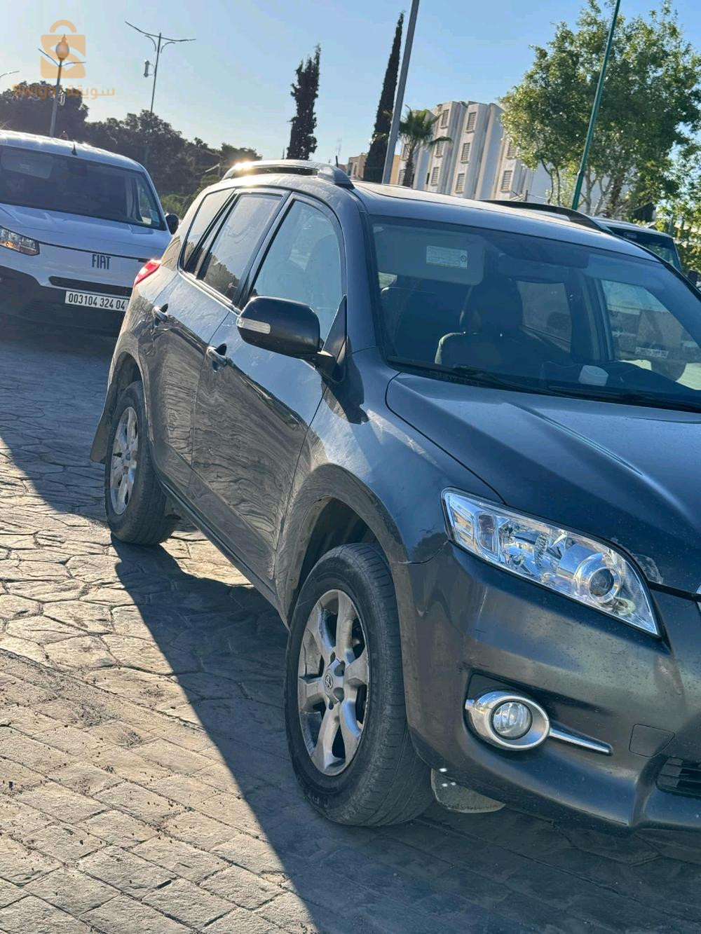 تويوتا RAV 4 2013 4 ام البواقي