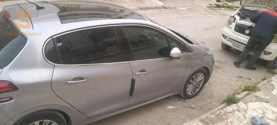 بيجو 208 2019 25 قسنطينة