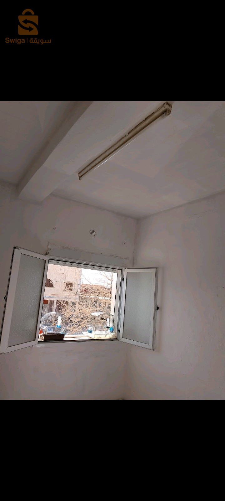 bonjour trois appartements collectif à vendre F2.F2. F3 au niveau de tadjmout W LAGHOUAT électricité eau.gaz.dispnible