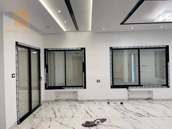 ALUMINIUM &PVC أبواب ونوافذ حسب المقاس جوده عاليه توصيل وتركيب متوفر