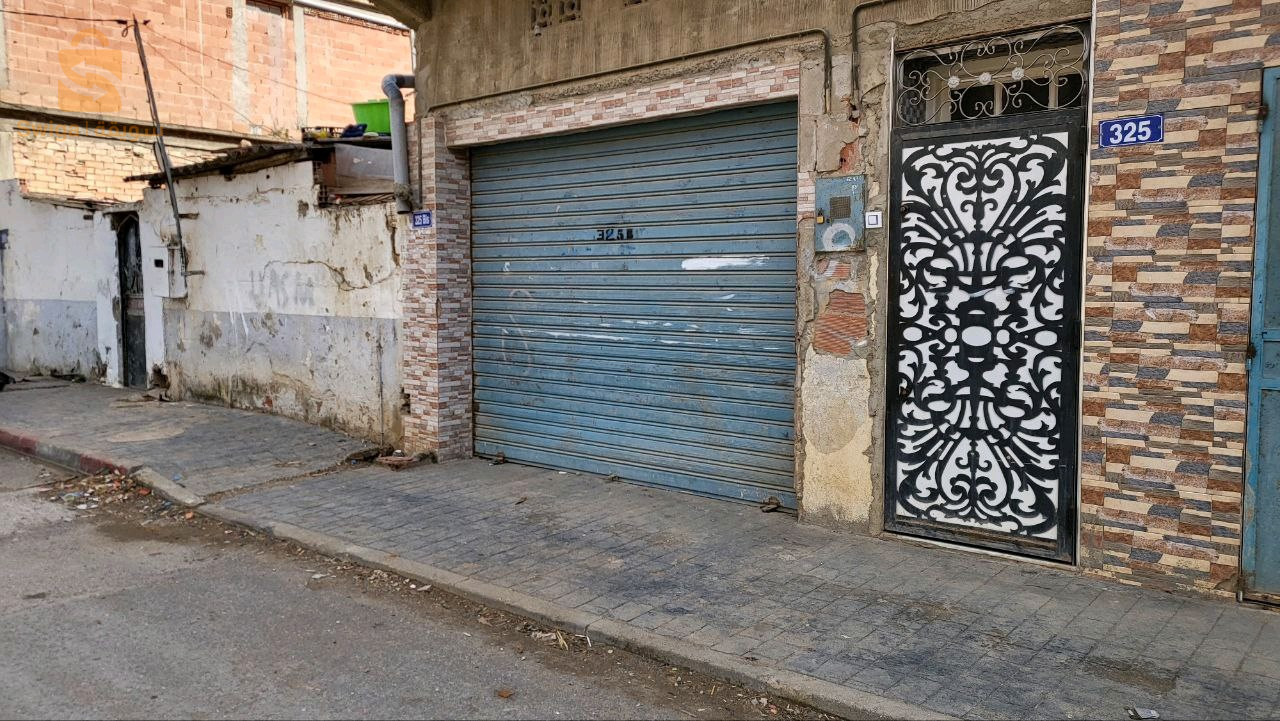 بيت أو فيلا للبيع في وسط المدينة