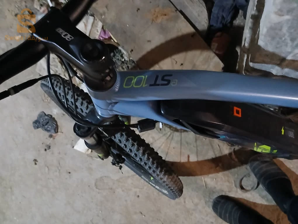 vélo Rockrider E St 100 electrique