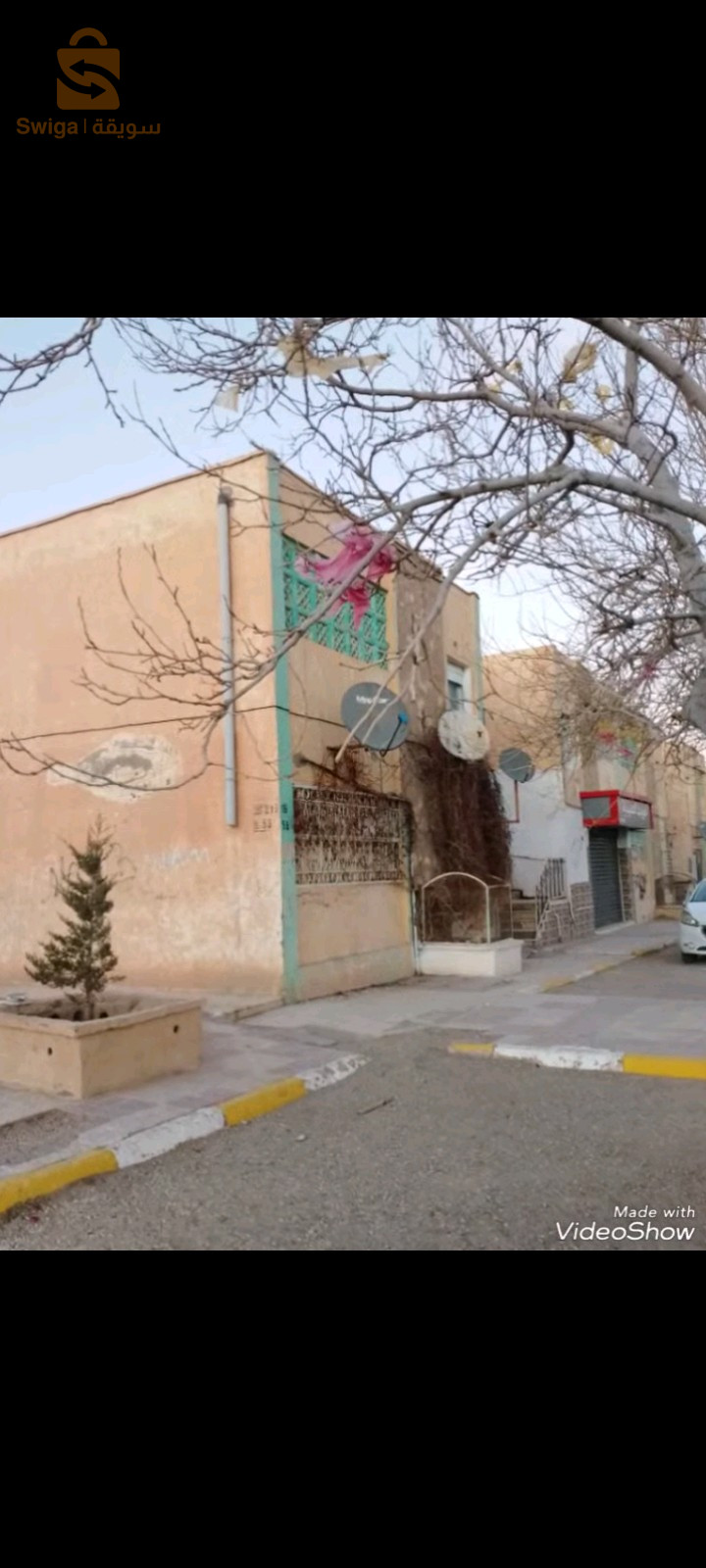 bonjour trois appartements collectif à vendre F2.F2. F3 au niveau de tadjmout W LAGHOUAT électricité eau.gaz.dispnible