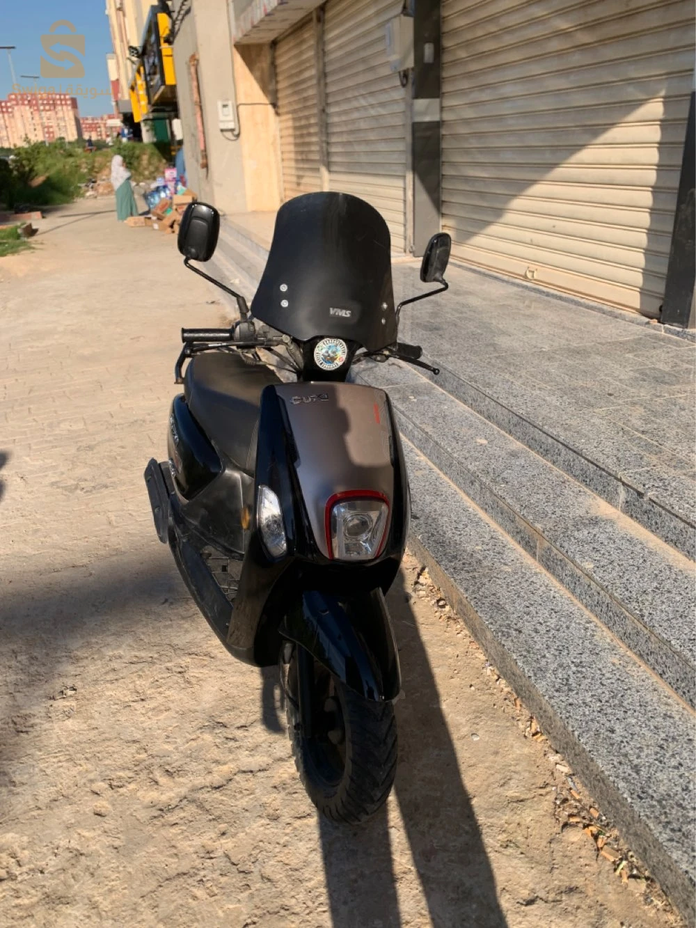 cuxi 2
2023 
2 clés 
visière 
assurance 1 ans
fiha tkhbach khfif gae maybanch 
klch f jdid