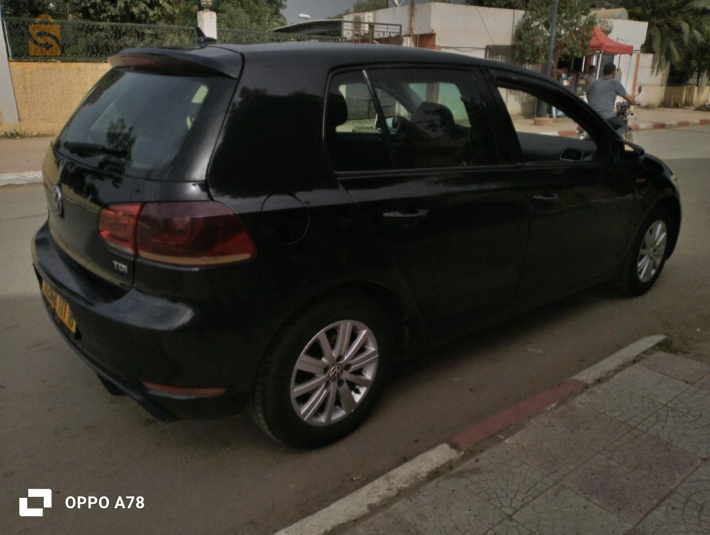 Volkswagen Golf 2011 44 AIN DEFLA