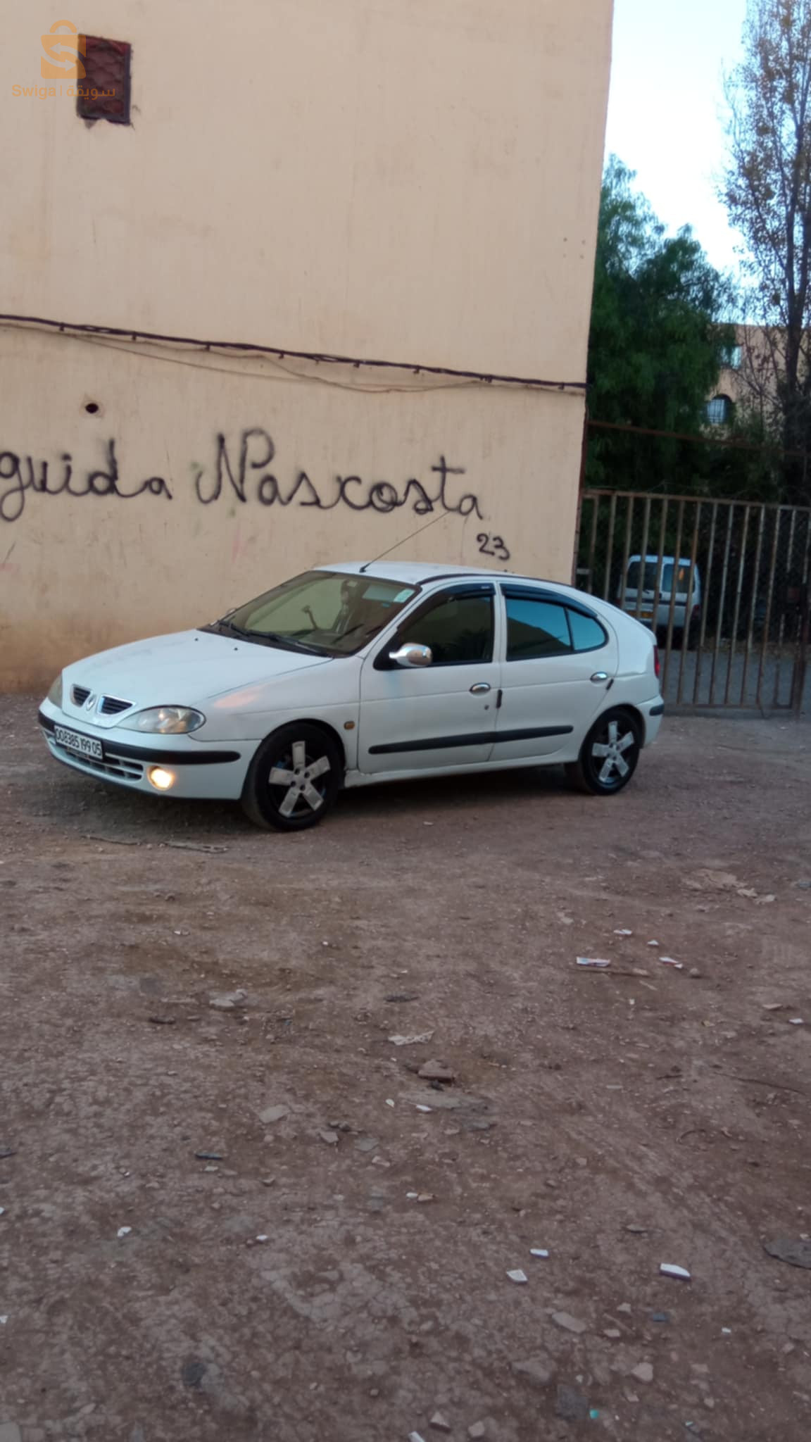 رينو Megane 1999 5 باتنة