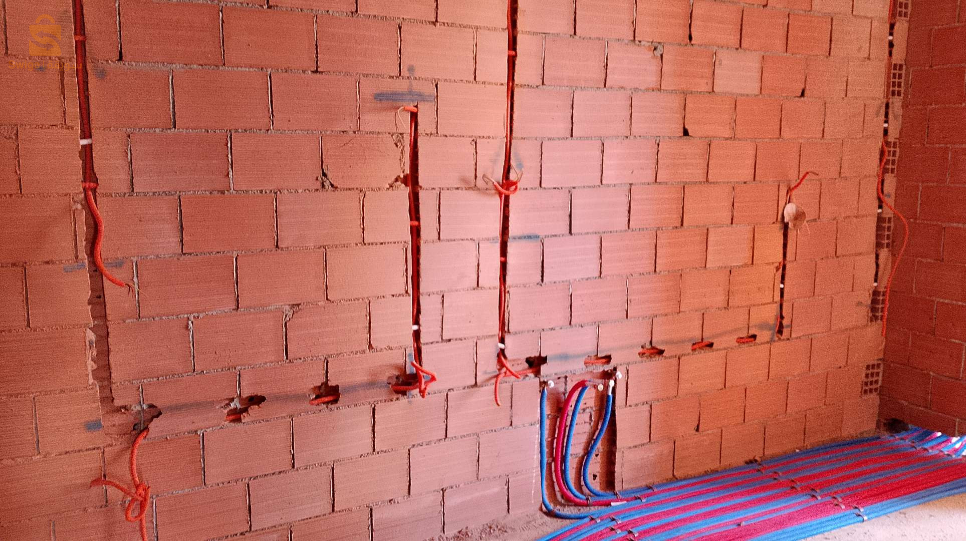 électricien bâtiment pour tt les travaux maintenance prix négociable