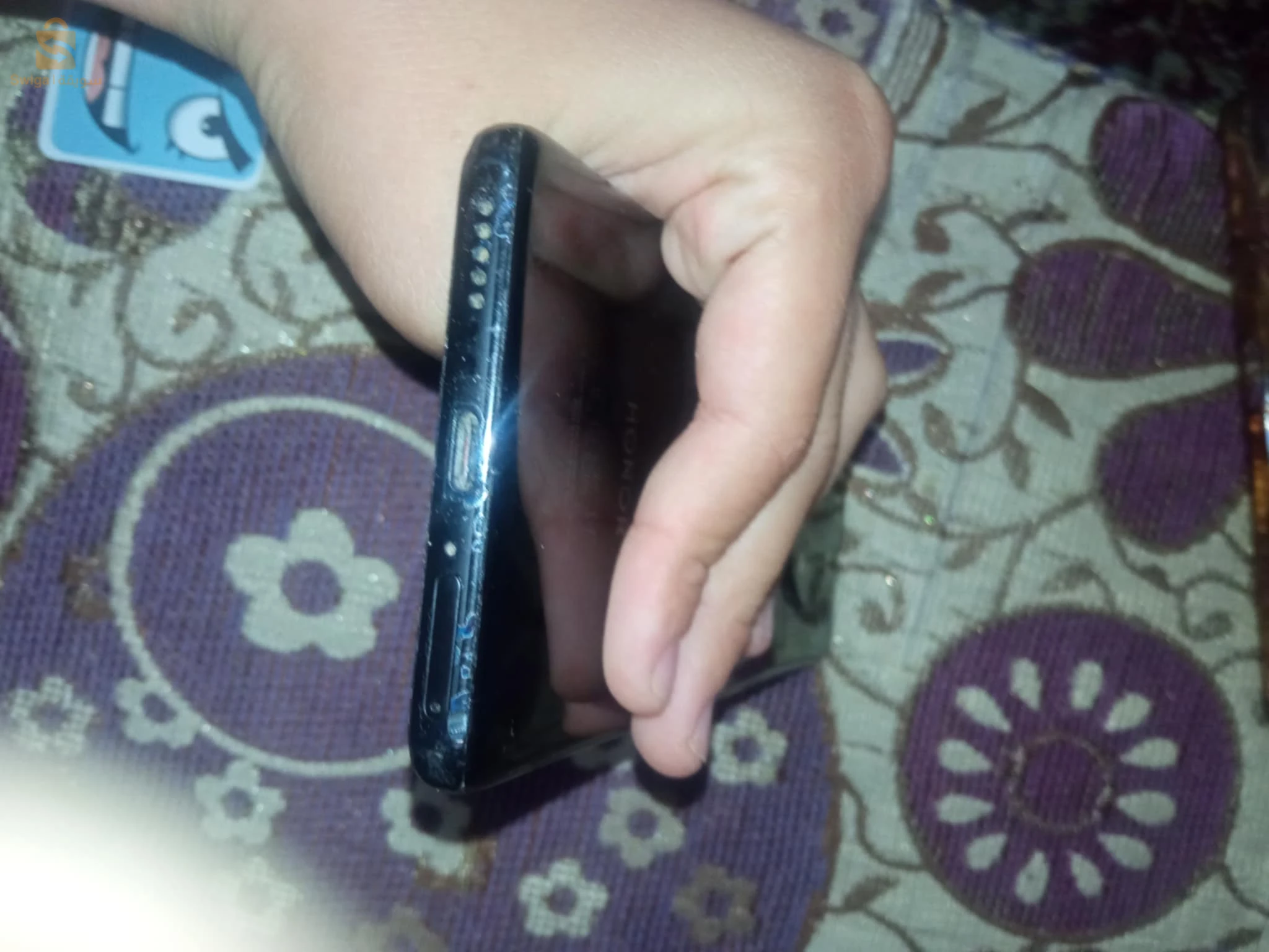 هاتف honor magic 4lite 5G هابط كابة