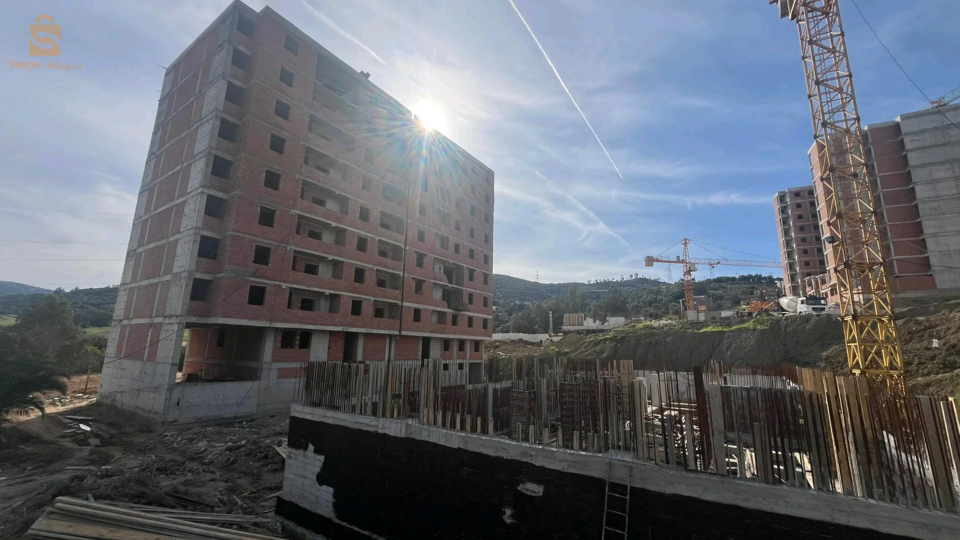 ثنية على بعد 10د على لينا بارك