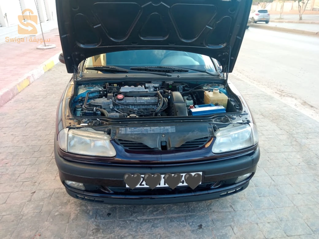رينو Laguna 1994 20 سعيدة