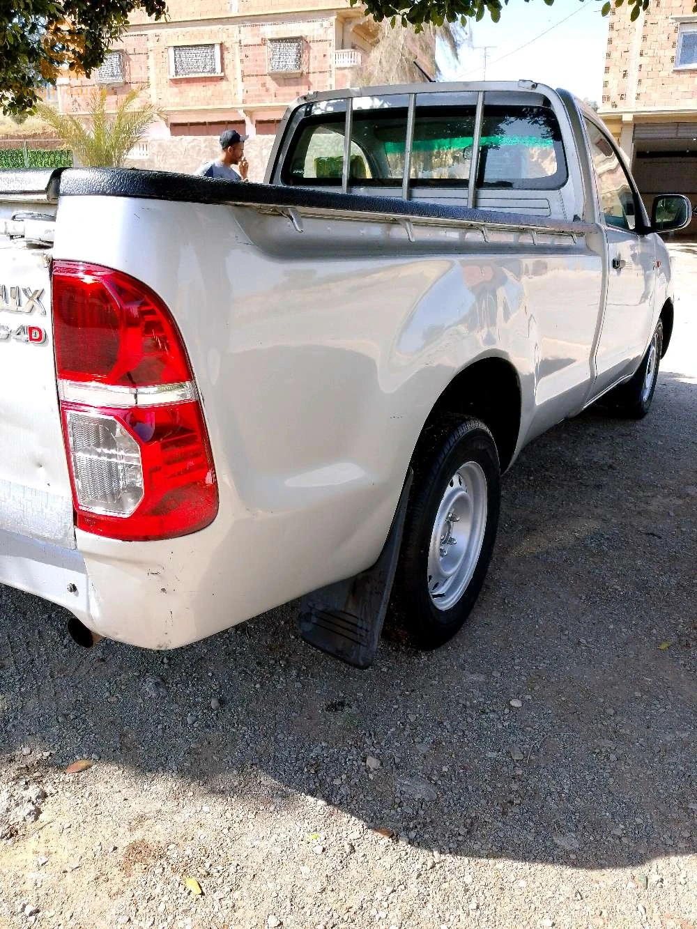 Toyota Hilux 2012 48 RELIZANE