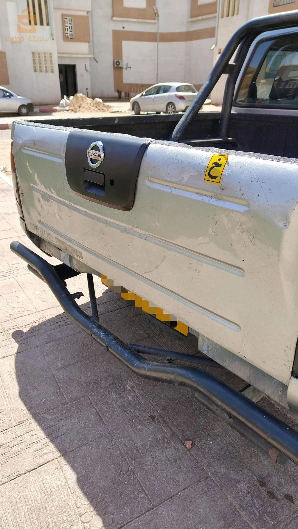 Nissan PickUp 2011 3 LAGHOUAT