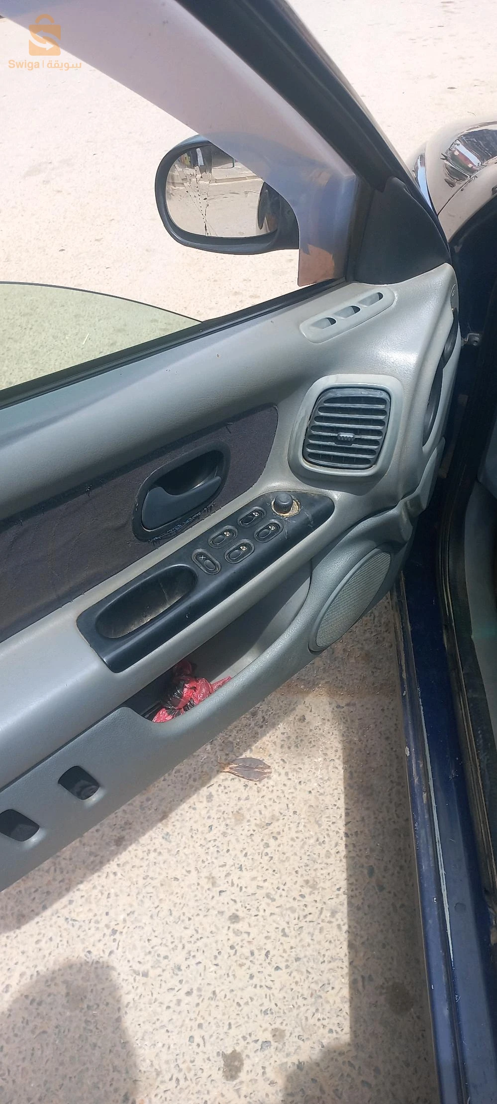 Renault Laguna 2000 46 AIN TEMOUCHENT