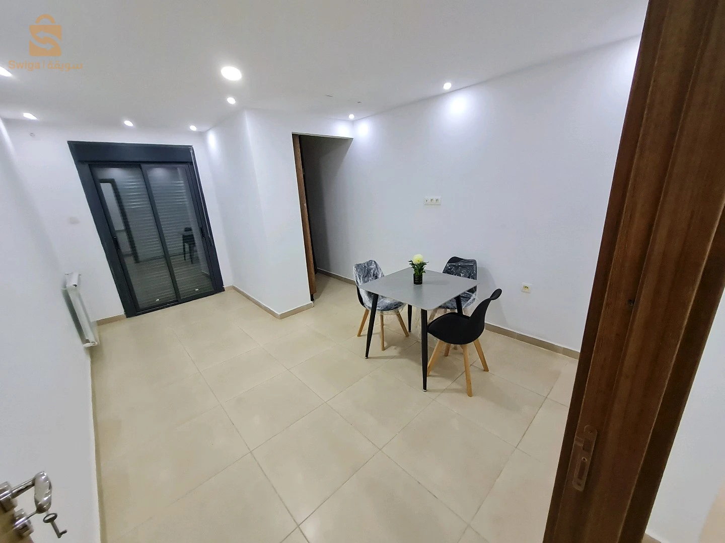 Apparemment F4 pour vos vacances à Oran