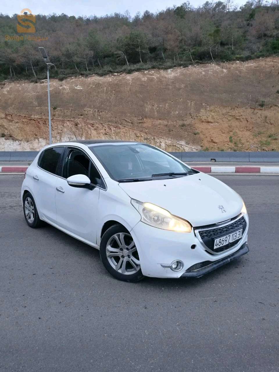بيجو 208 2013 31 وهران