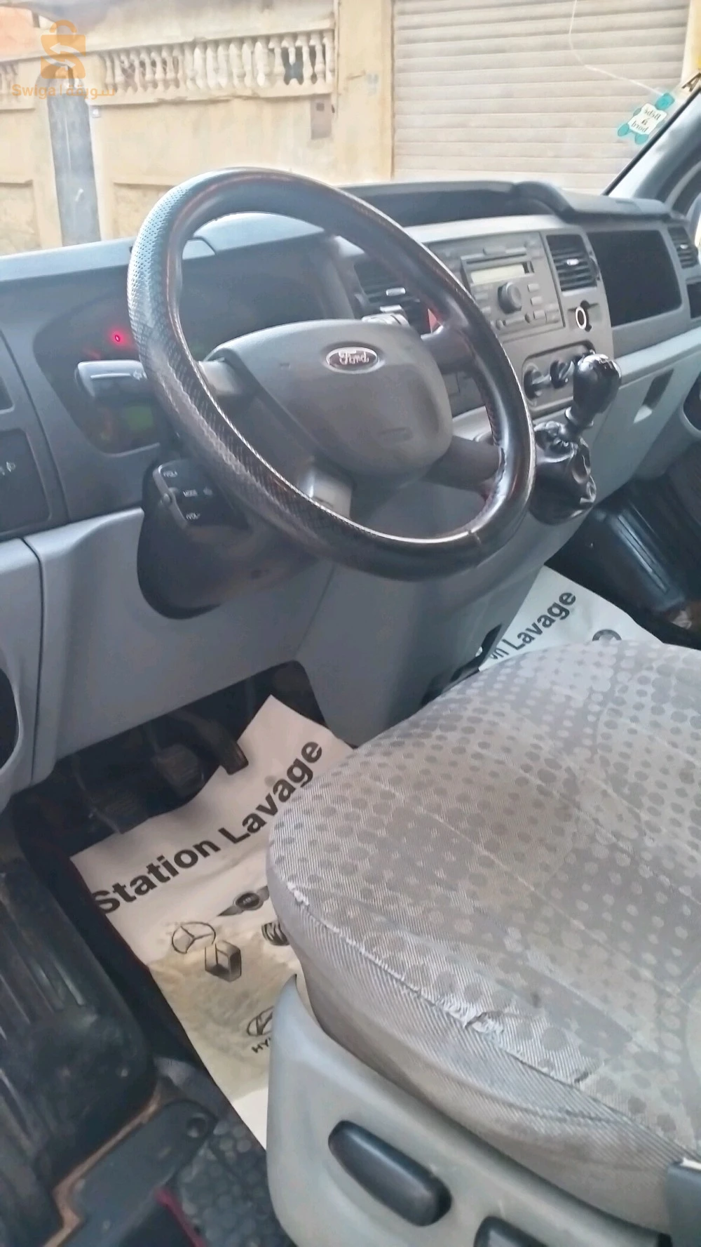 Ford Transit 2015 31 ORAN