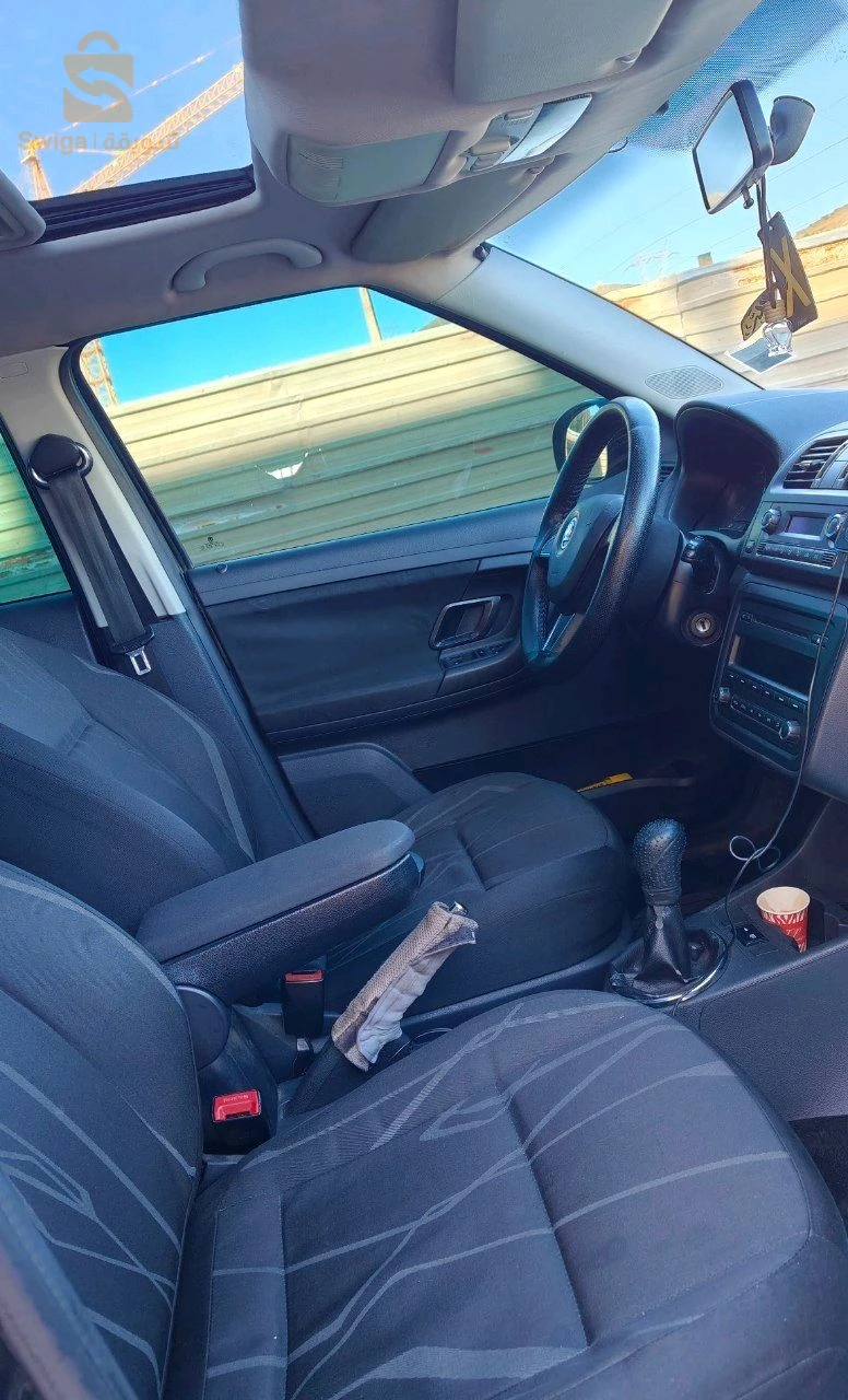 سكودا Fabia 2014 26 المدية