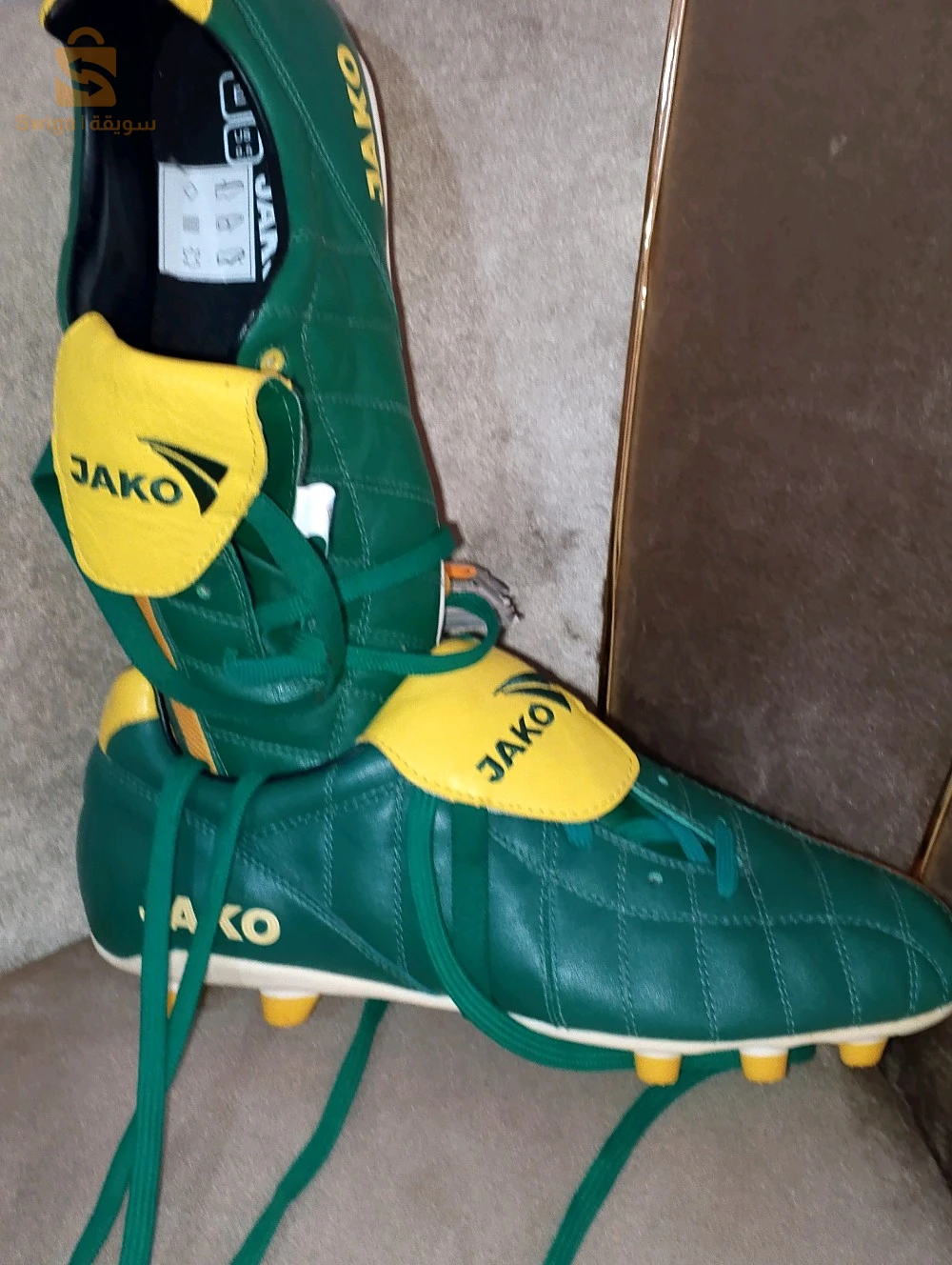soulier football Jako