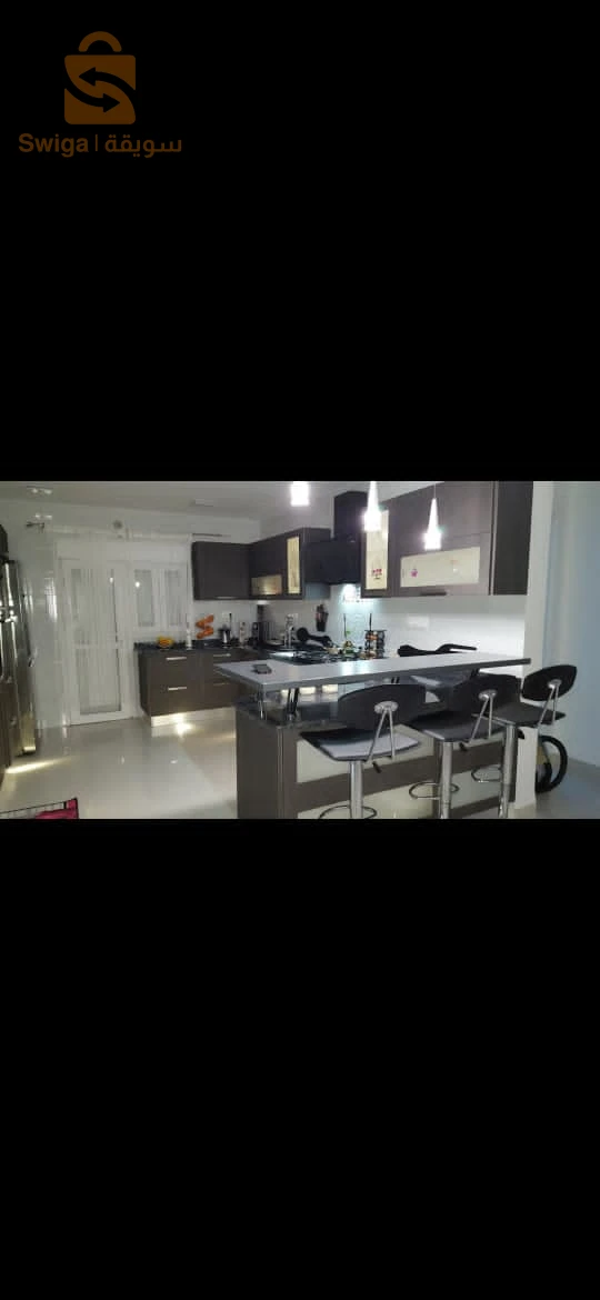 bouzareah vend un F5 sup 120m ou 2 étage