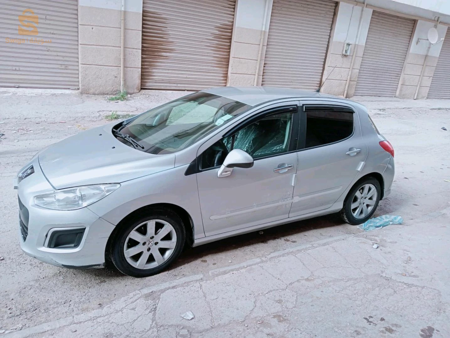 بيجو 308 2012 5 باتنة