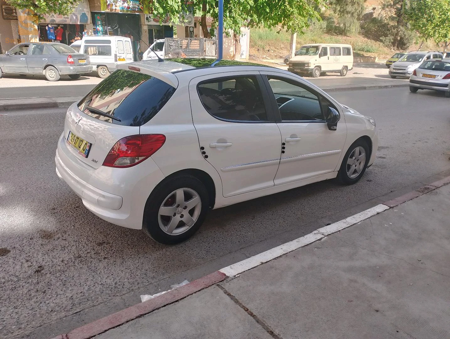بيجو 207 2012 10 البويرة