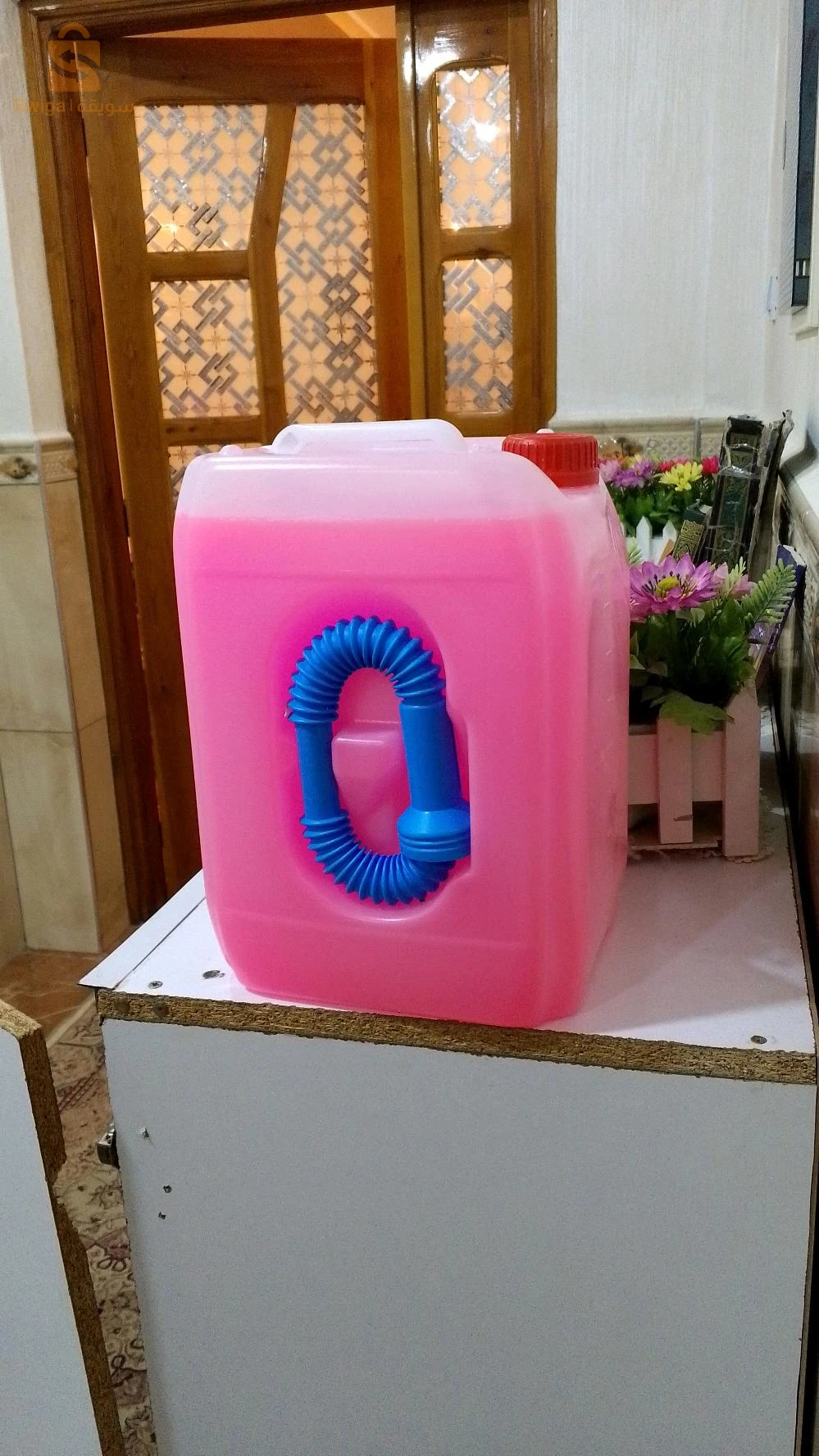 مواد تنظيف السيارات