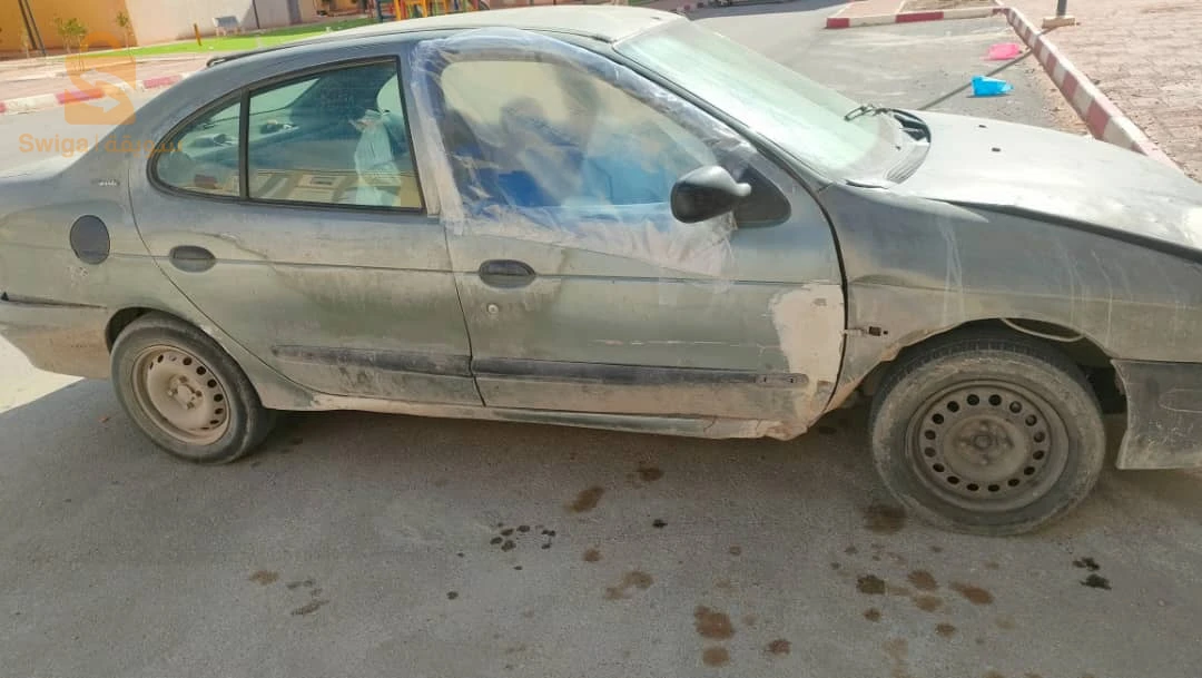 Renault Megane 1998 12 TEBESSA