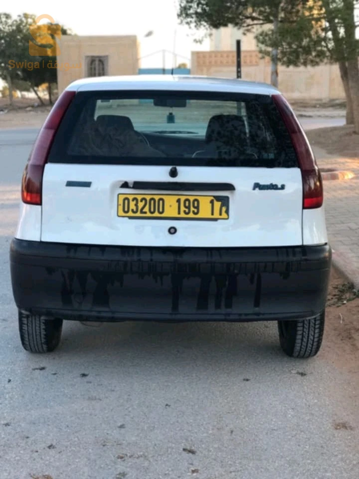 فيات Punto 1999 17 الجلفة