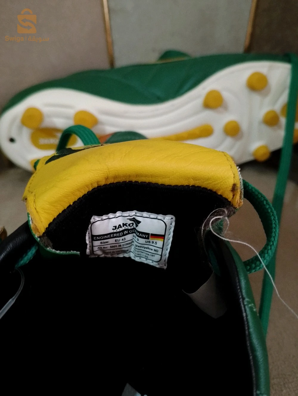 soulier football Jako