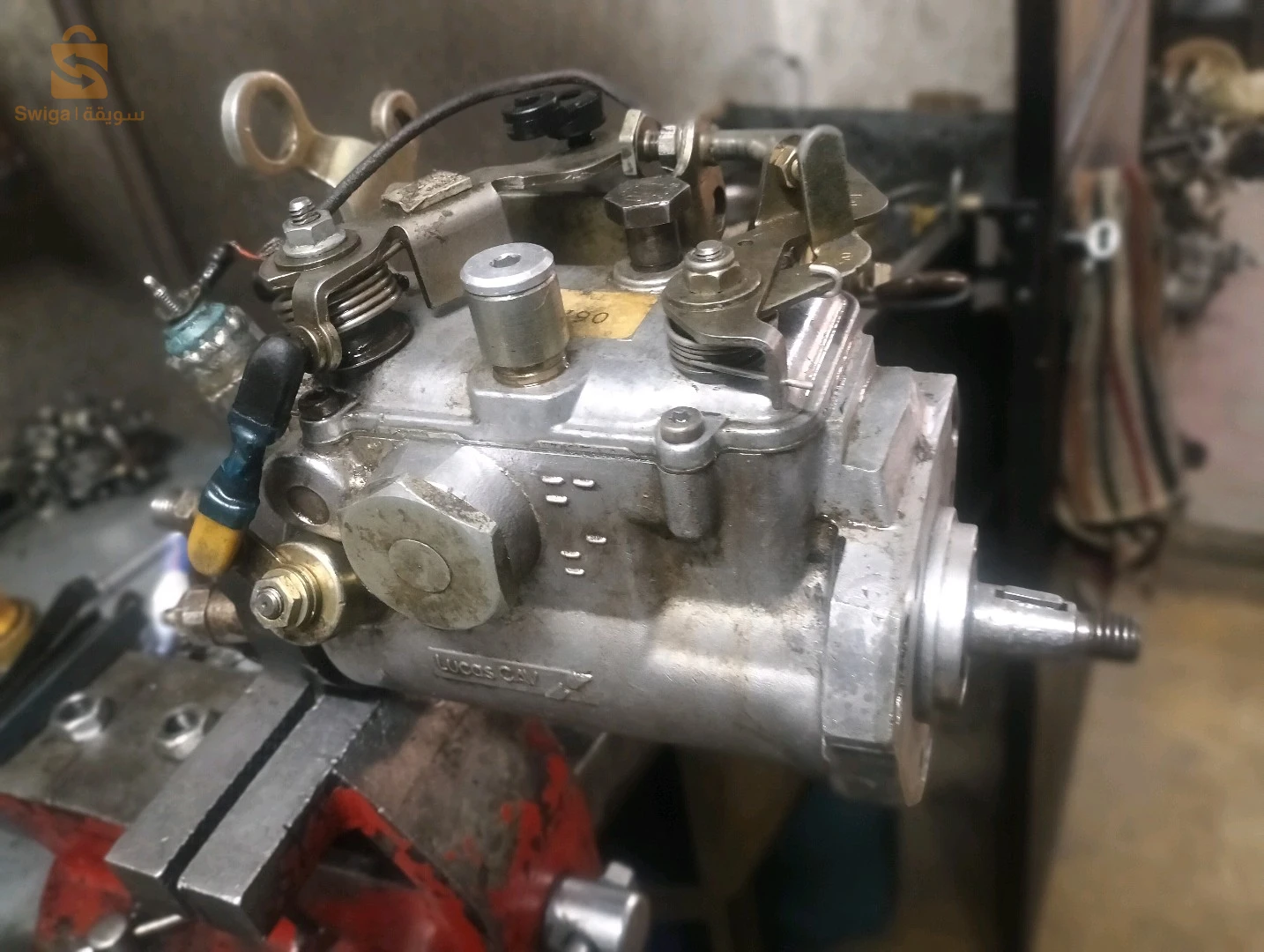 A vendre Une pompe injection