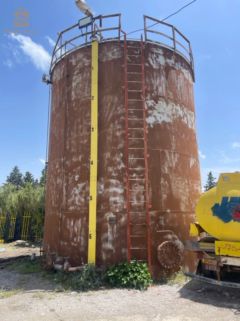 خزان يحمل 20000الف لتر في حالة جيدة