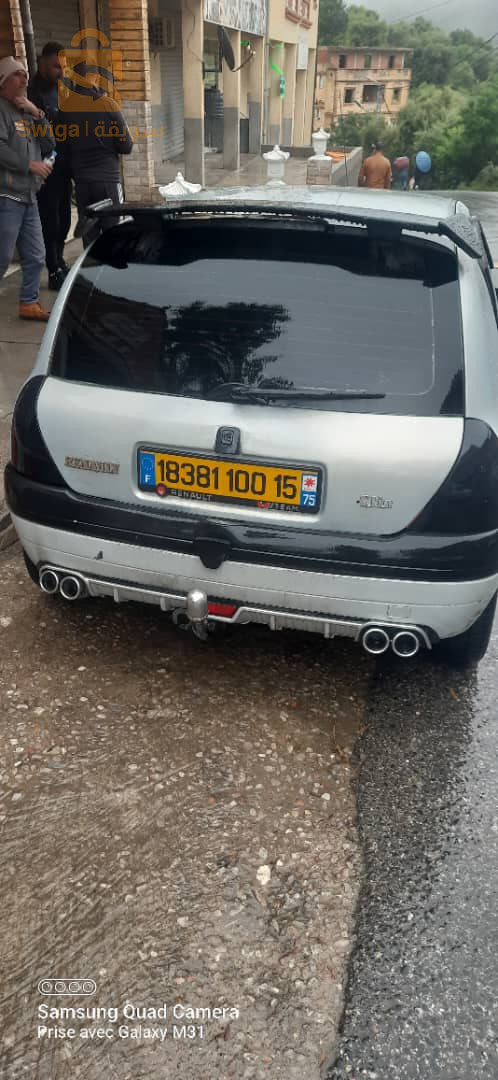 رينو Clio 2 2000 15 تيزيوزو