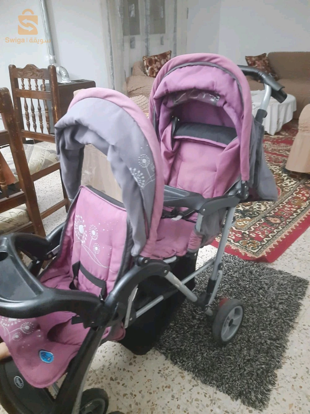 بوسات توأم في حالة جيدة