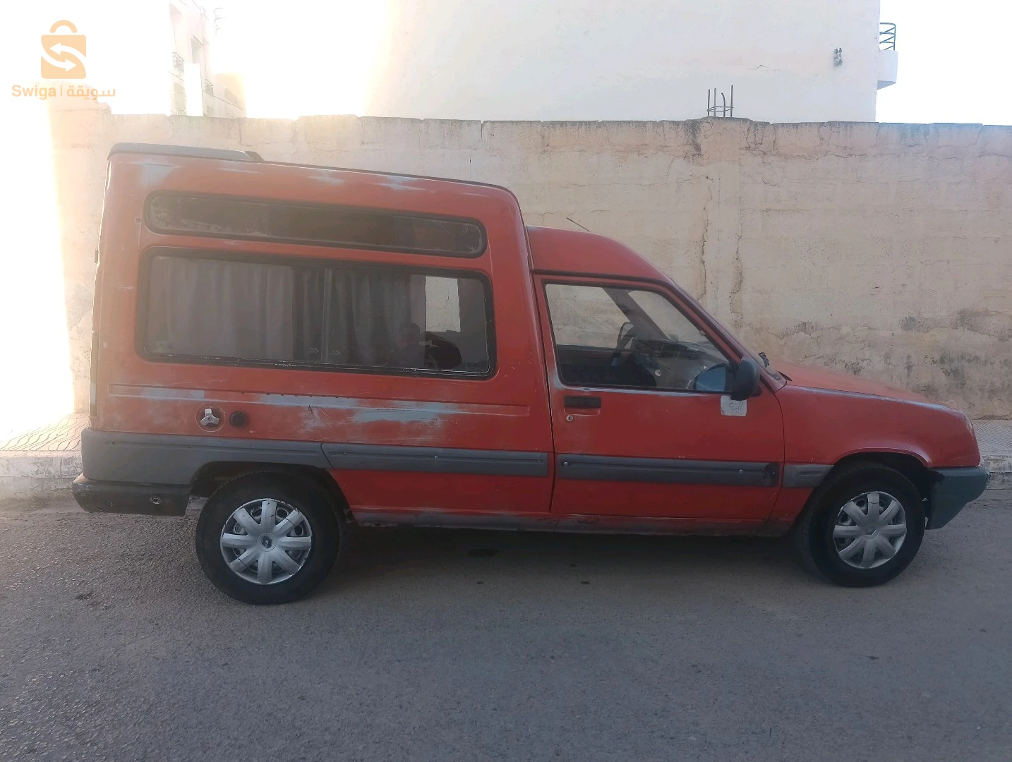 رينو Express 1990 29 معسكر