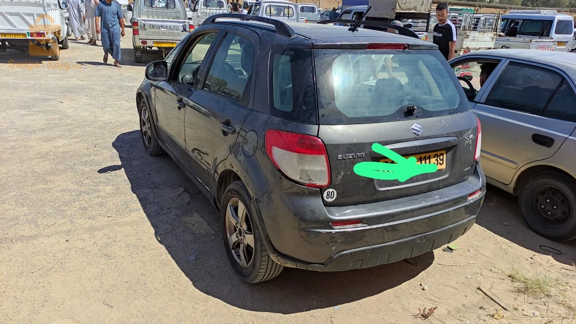 سوزوكي SX4 2011 39 الوادي