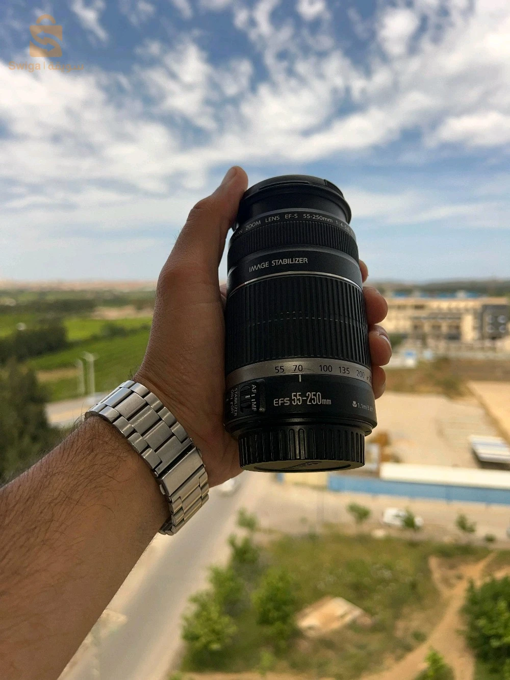 Pack Canon 450D + 3 objectifs polyvalents (18-55, 18-200, 55-250) + batterie sacoche originalr.